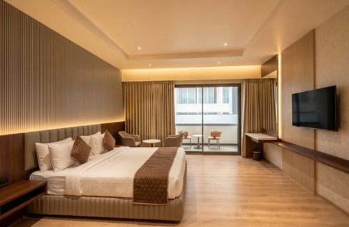Mysore Hotel | The Lynora