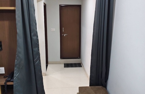 Indore Hotel | The Mayfair Hotel