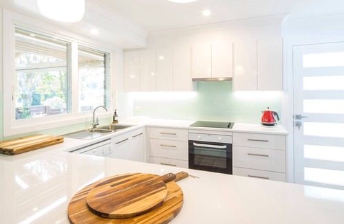 Mollymook House | The Mook - Don’t let the exterior fool you, inside is where the magic happens!