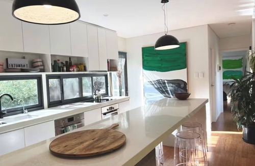 Emerald House | The Observatory | Leafy Hideaway & Stargazing Deck