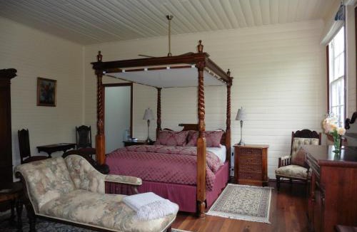 South Wolumla Bed & Breakfast | The Old School Bed and Breakfast