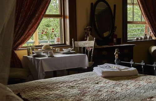 East Maitland Bed & Breakfast | The Old Victoria