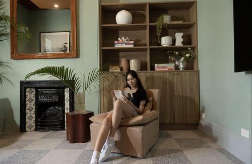 Woolloomooloo Hostel | The Pacific House