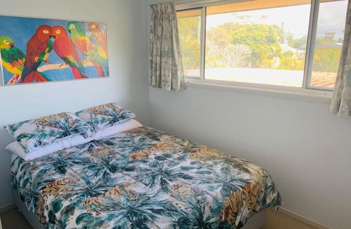 Iluka House | The Palms