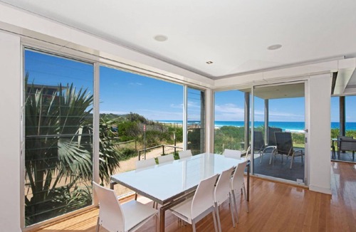 Wamberal Apartment | The Pavillion 1 - Beachfront