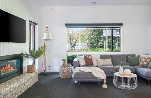 Rosebud House | The Pool House