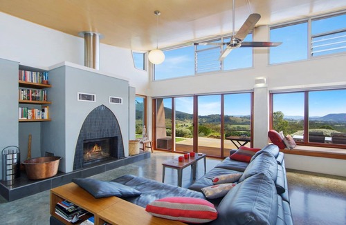 Barrington House | The Retreat - A Private Architectural Home Overlooking the Barrington Valley