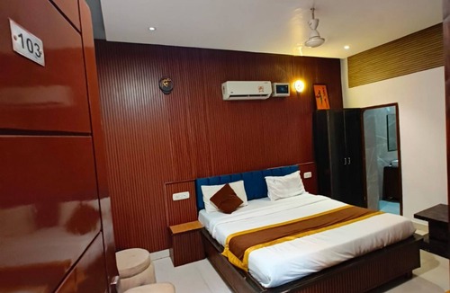 Bareilly Hotel | The Royal Hotel