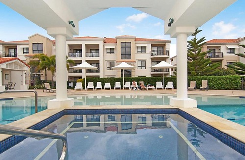 Yamba Apartment | The Sands 2/20 Pacific Parade Opposite beach plus Air