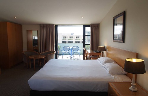 Double Bay Hotel | The Savoy Double Bay Hotel