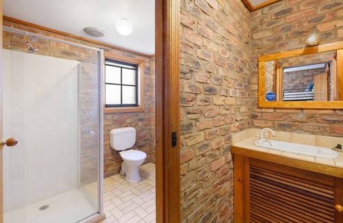 Echuca Hotel | The Settlement Historic Hotel
