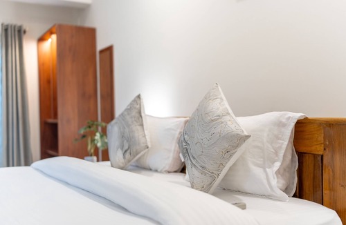 Yelahanka Hotel | The Silver Chimes Suites