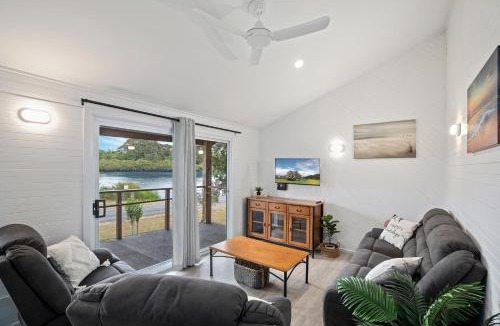 Mylestom Apartment | The Stag Cabin 4