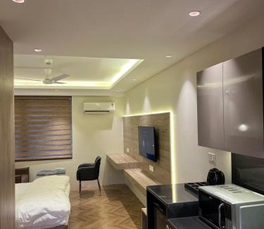 Jaypee Greens Apartment | The Sterling Elite