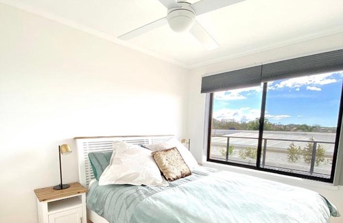 Tura Beach House | The Views - 3 or 4 Bedroom