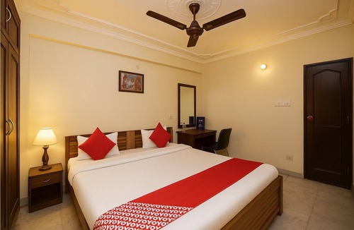 Danapur House | The Zen Stays