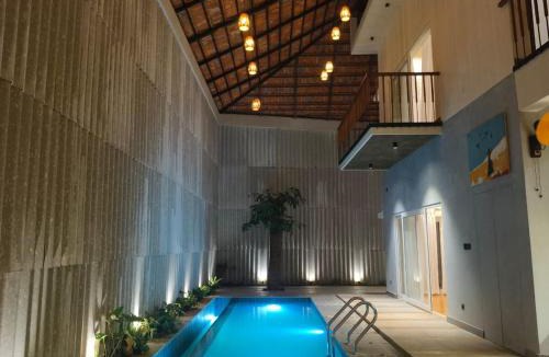 Irinjalakuda Villa | Thirike by Kayyalas