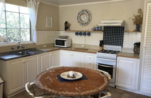 Ocean Grove Cottage | Ti-Tree Village