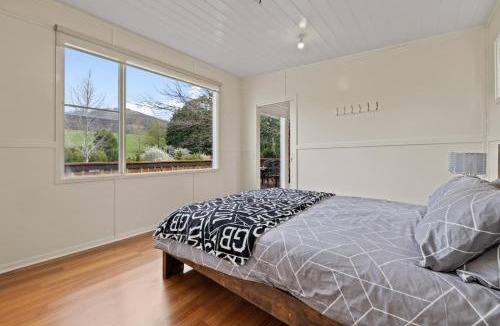 Gilderoy House | Tiny house at Gilderoy Valley Views