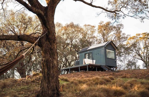 Merton Cabin | Tiny Max - Daylesford & The Macedon Ranges