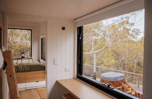 Dural Cabin | Tiny Wombat and Wallaby - Dural