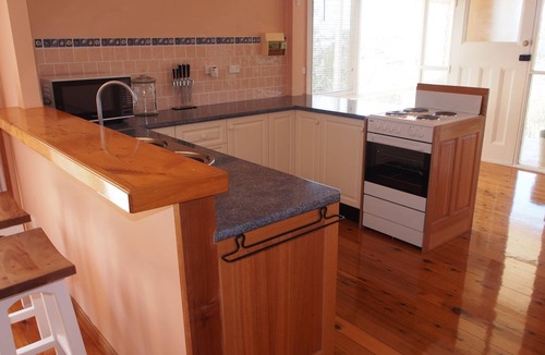 Hyams Beach House | Tiptoe at Hyams Beach, Jervis Bay