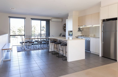 Torquay Villa | Torquay Golf Retreats