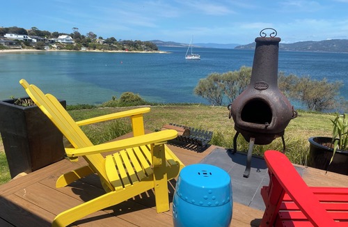 Opossum Bay Cottage | Total Beachfront, free bottle sparkling wine