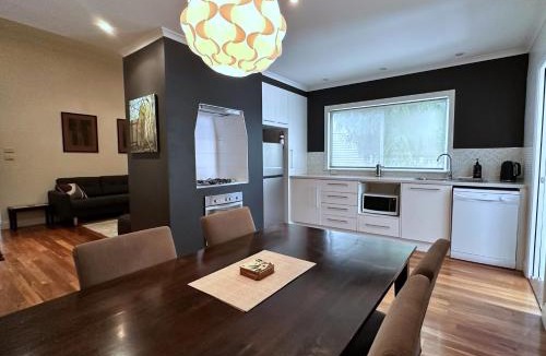 Broken Hill Villa | Townhouse 3