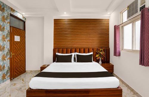 Delhi Hotel | Townhouse Khajuri Khas Metro Station