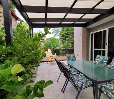 Thirroul House | Townhouses by the Beach
