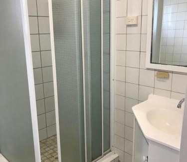 Sarina Hotel | Tramway Motel