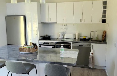 Geilston Bay Apartment | Tranquil Bush Setting Apartment Hobart 2 Bedroom and pet friendly