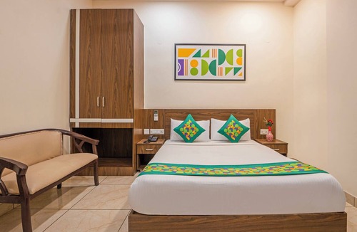 South West Hotel | Treebo Elegant Palace