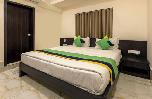 Rajkot Hotel | Treebo Oscar