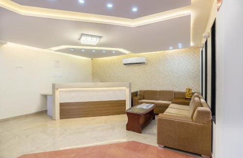 Adyar Hotel | Treebo Pappilon Palace - PVS Circle