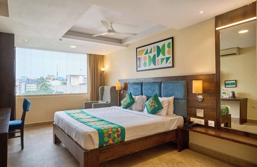 Visakhapatnam Hotel | Treebo Premium PL Grand, Visakhapatnam