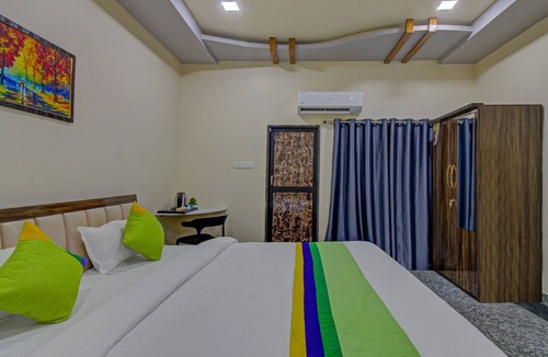 Chandrapur Hotel | Treebo Royal, Chandrapur