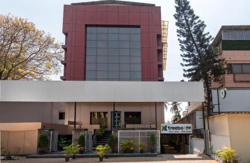 Pimpri - Chinchwad Hotel | Treebo Royal Empire