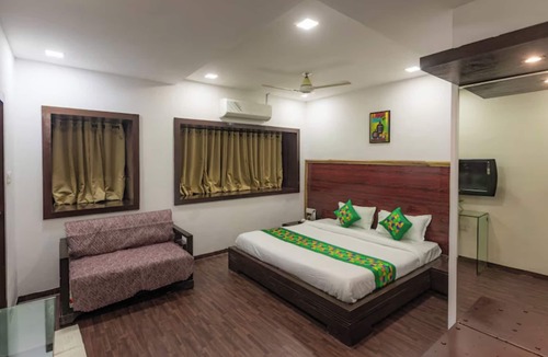 Nagpur Hotel | Treebo Shembekars Inn