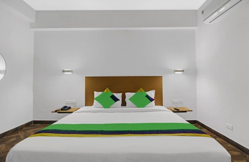 SR Nagar Hotel | Treebo Shubham SR Nagar