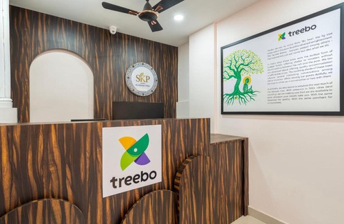 Bhubaneshwar Hotel | Treebo Sri Krishna Palace