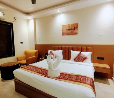 Haraiya Hotel | Trimrooms D'Centrum near Ram Mandir