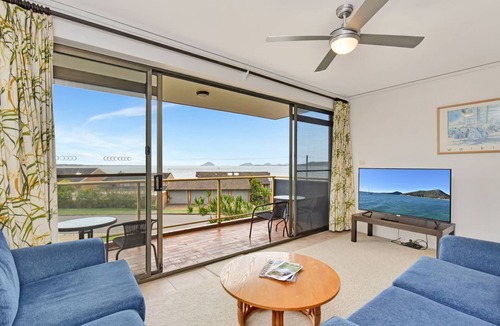 Soldiers Point Apartment | Triview - Mitchell Street, Unit 4/1-3, Soldiers Point - Spectacular water views