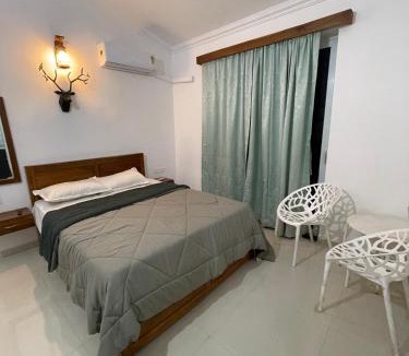 Arpora Hotel | Triyaah Pool View Studios Arpora, Goa
