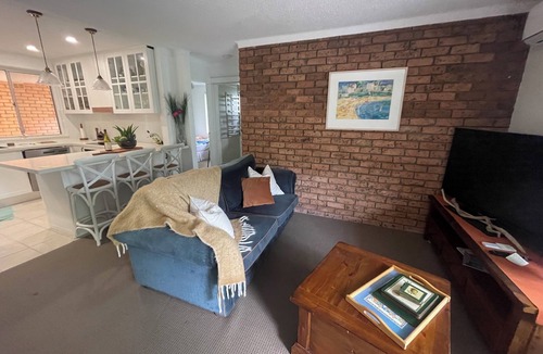 Narrabeen Apartment | Tropical Northern Beaches Sydney