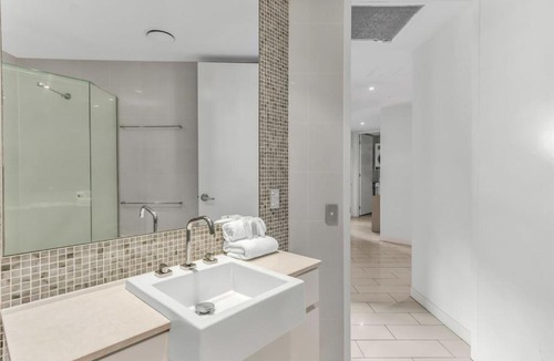 Kingscliff Apartment | Tropical Park View Retreat 3BR Bali Resort in Kingscliff 1210