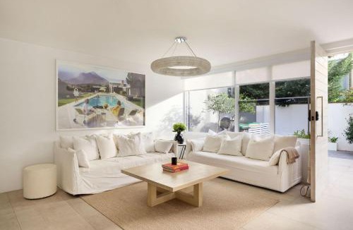 Double Bay Apartment | Tropical Serenity, Double Bay