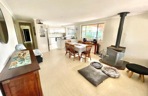 Tuncurry House | Tuncurry tranquility PID -STRA - 59456