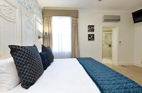 Beechworth Hotel | Twelve on Albert